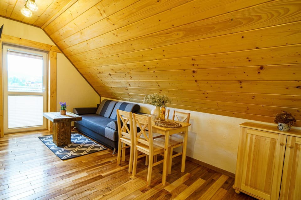Apartament z widokiem na Jezioro Solińskie - Zawóz Apartment in Slovakia