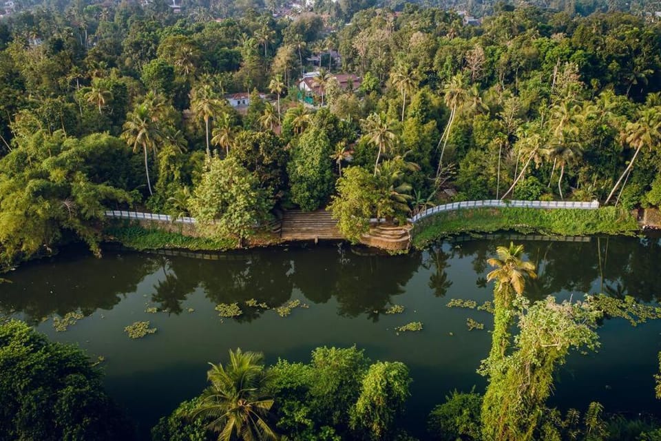 Bird's eye view, River view