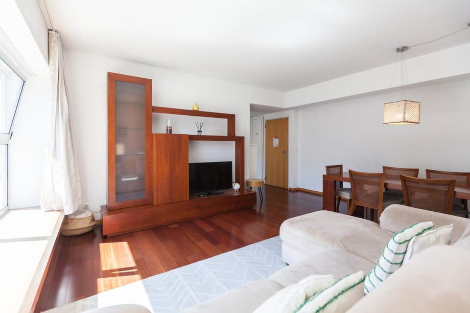 FLH Alta Lisboa Brightly Flat Apartment in Lisbon