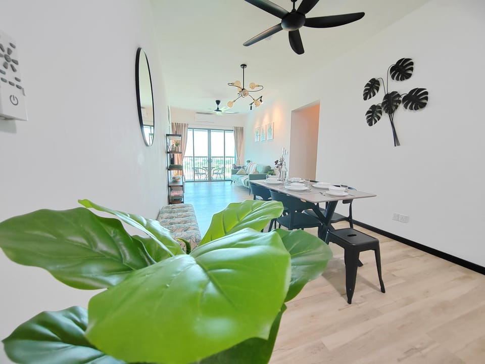 Monstera Meritus Homestay - Penang Butterworth Prai 1-8PAX Apartment in Penang