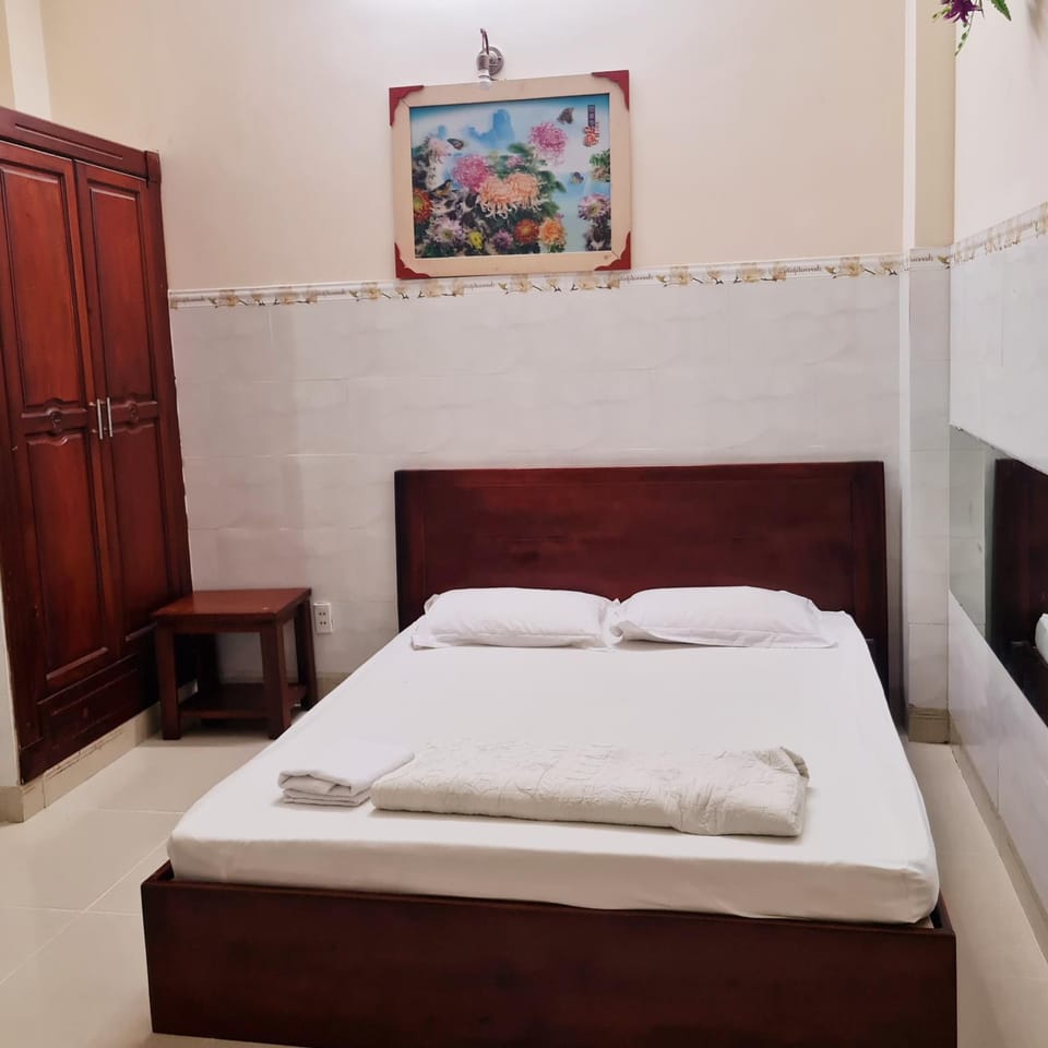 Bed, wardrobe