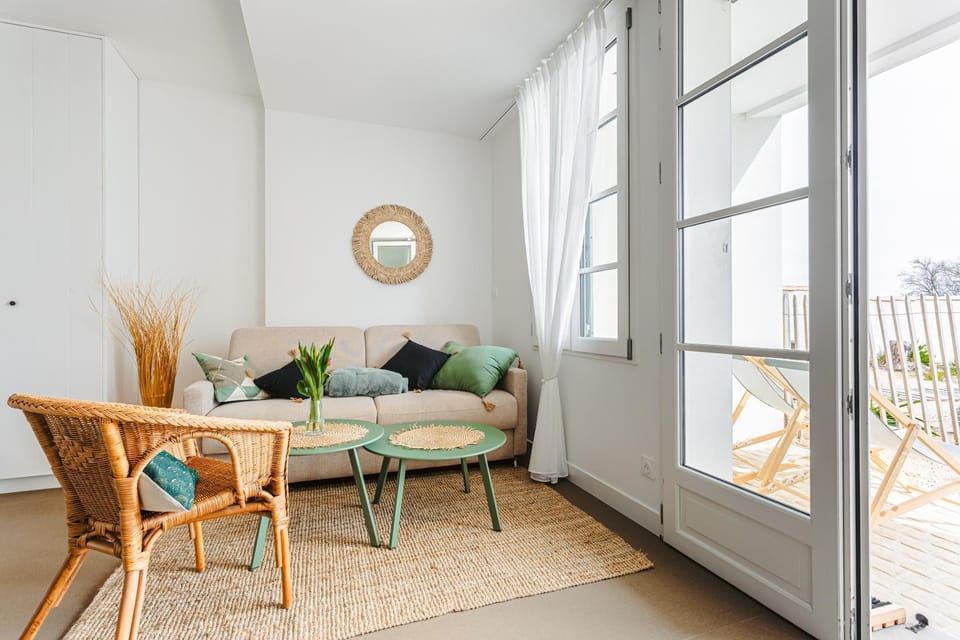 Property building, Living room