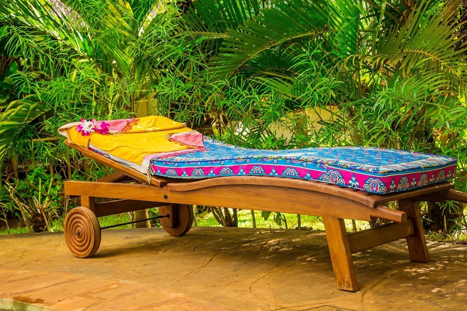3 Bed Villa Sleeps 6 - Pool Garden Chef Option Villa in Kenya