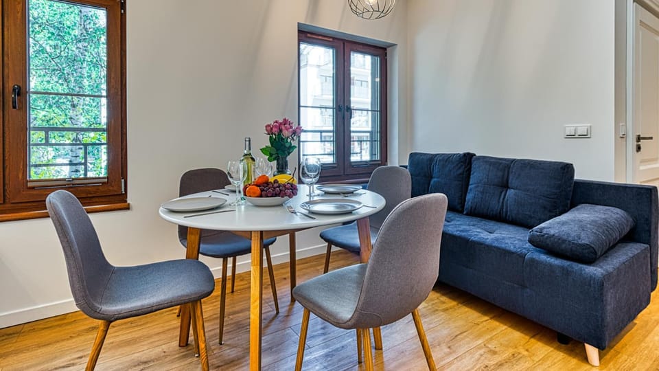 Apartament B23 Green Resort z Basenem, Sauną, Jacuzzi, Siłownią - 5D Apartments Apartment in Lower Silesian Voivodeship