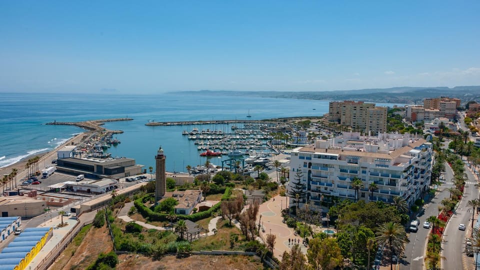 Apartment with Terrace and Pools in the Port Apartment in Estepona