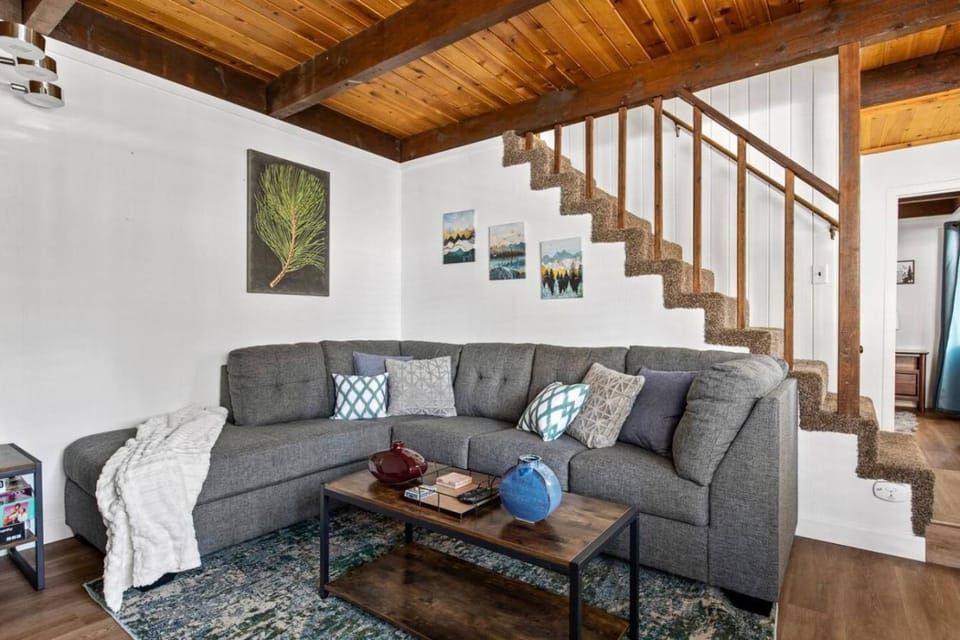 Grizzly Mountain Lodge House in Big Bear