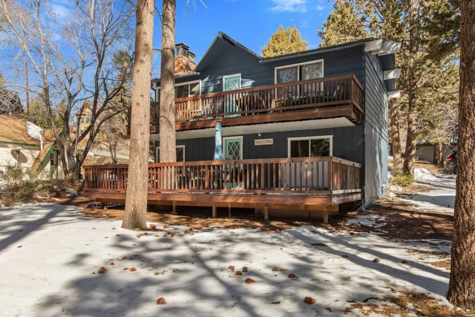 Grizzly Mountain Lodge House in Big Bear
