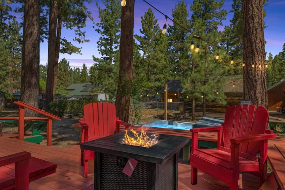 Property building, Hot Tub, Garden view