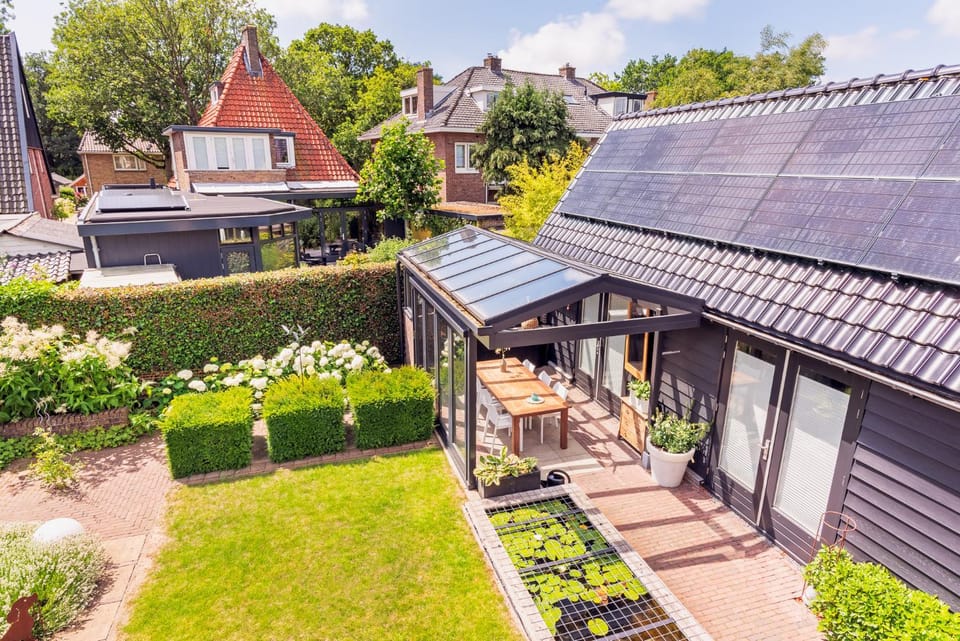 Property building, Garden, Garden view