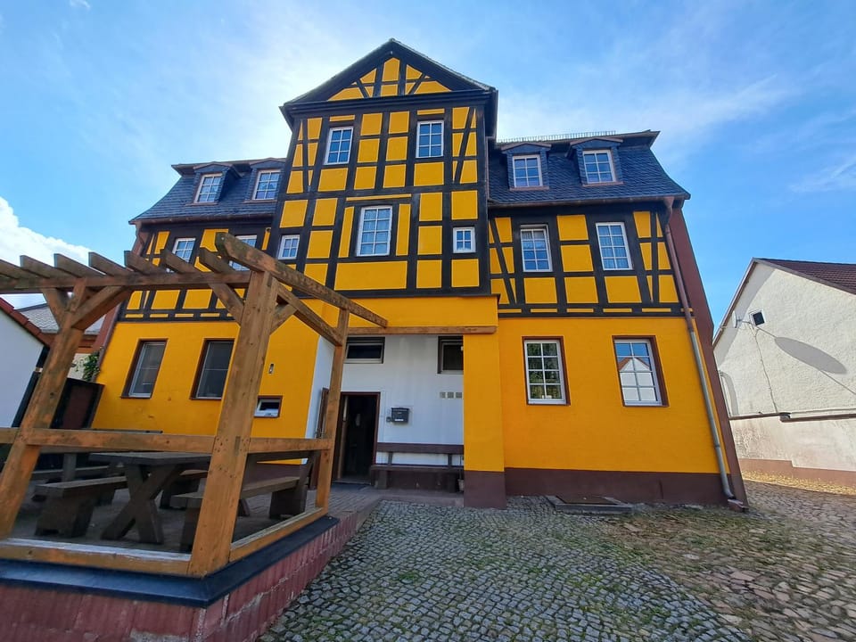Property building, Day