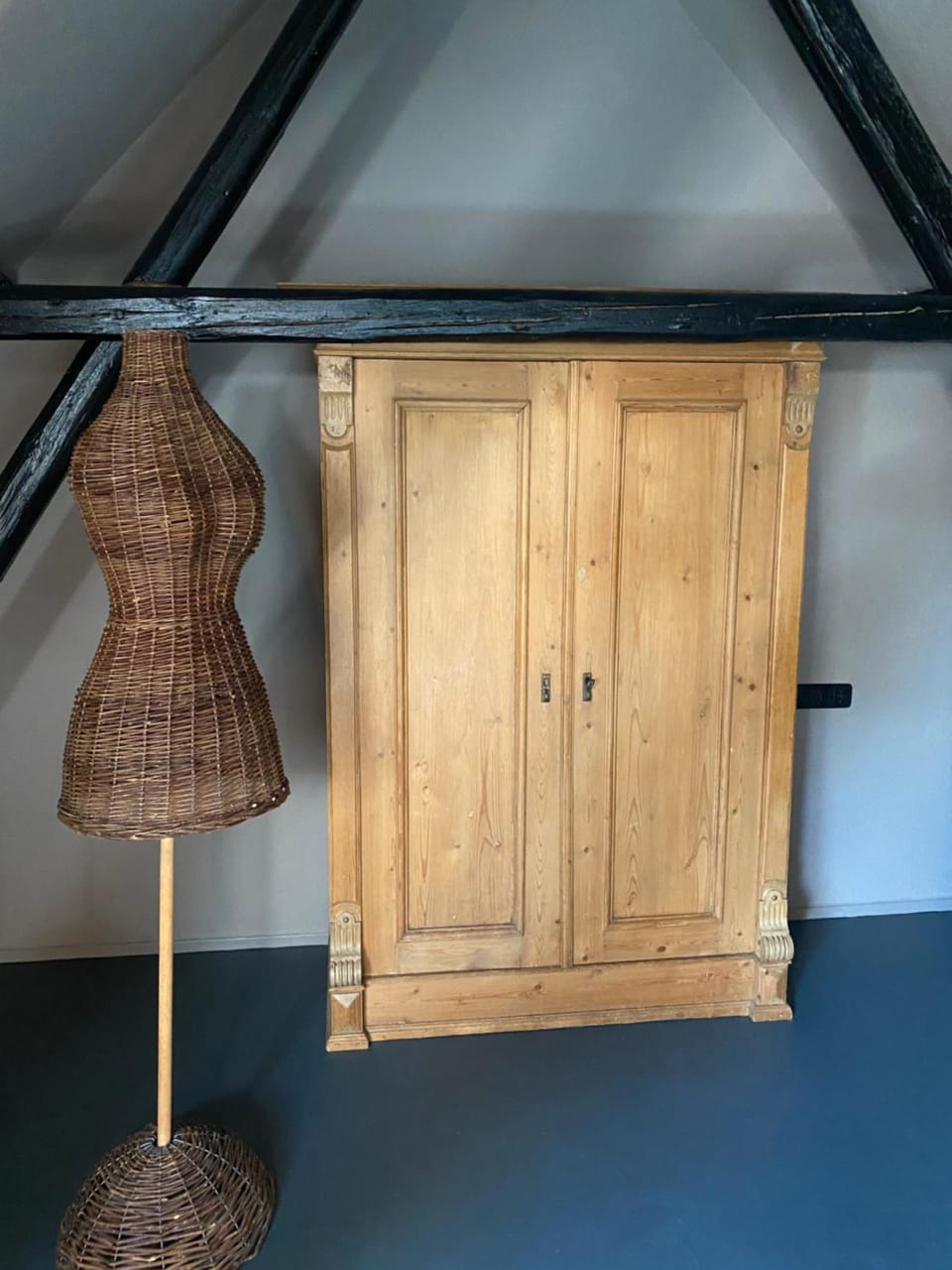 wardrobe