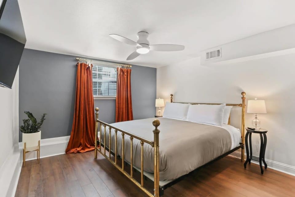 Garden District 3BD 2BA Parking Stylish & Unique House in New Orleans