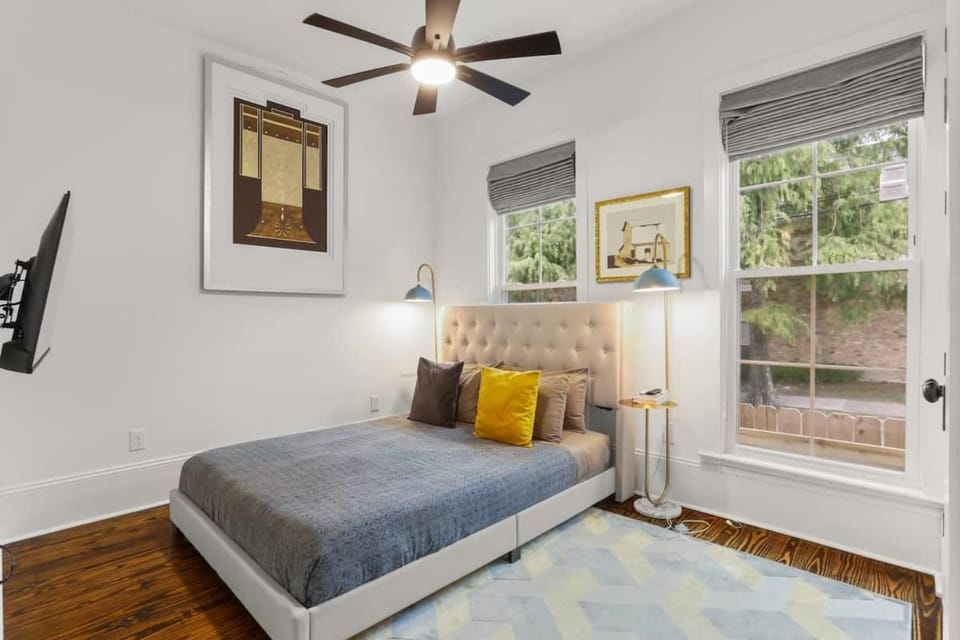 Luxury 4BD with Pool and off street parking House in New Orleans