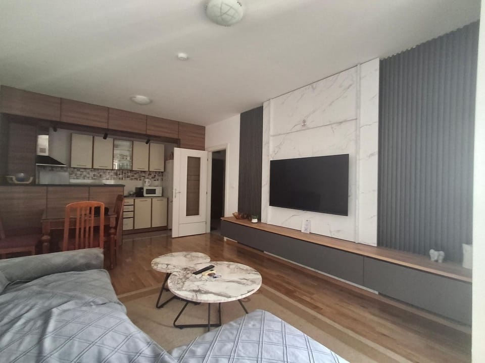 2 BEDRROOMS -Cozy Skopje Retreat Apartment in Skopje