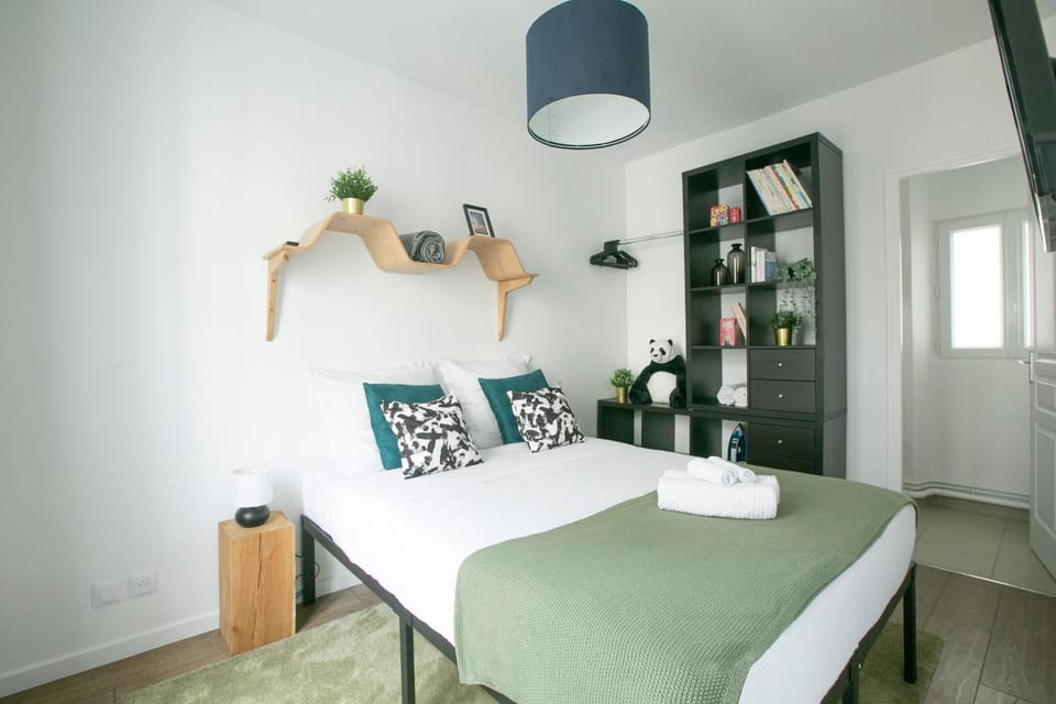 Charming 1 Bedroom Marais Hideaway - FB17A Apartment in Paris