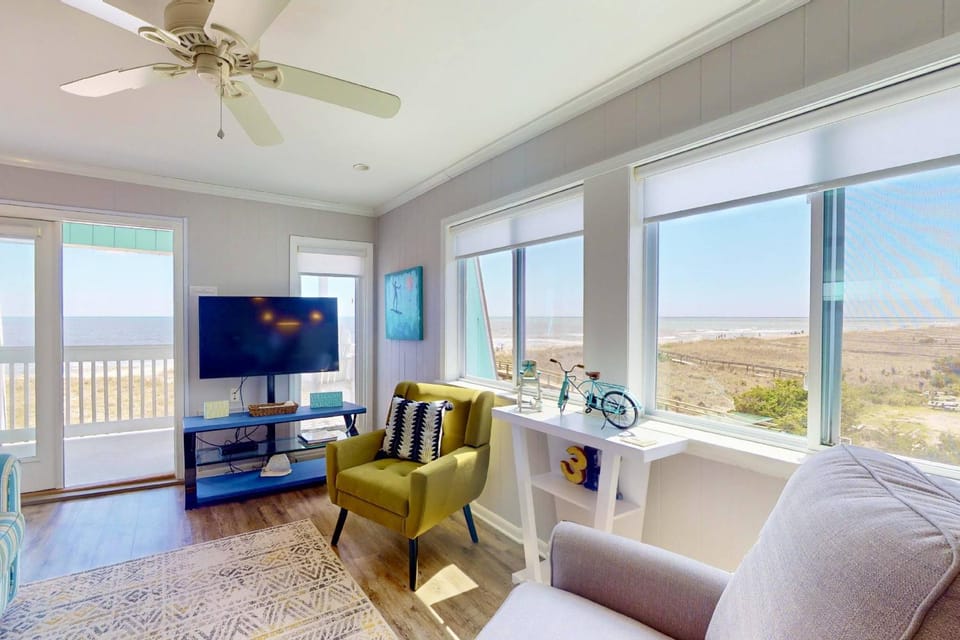 Beachfront Bliss House in Carolina Beach