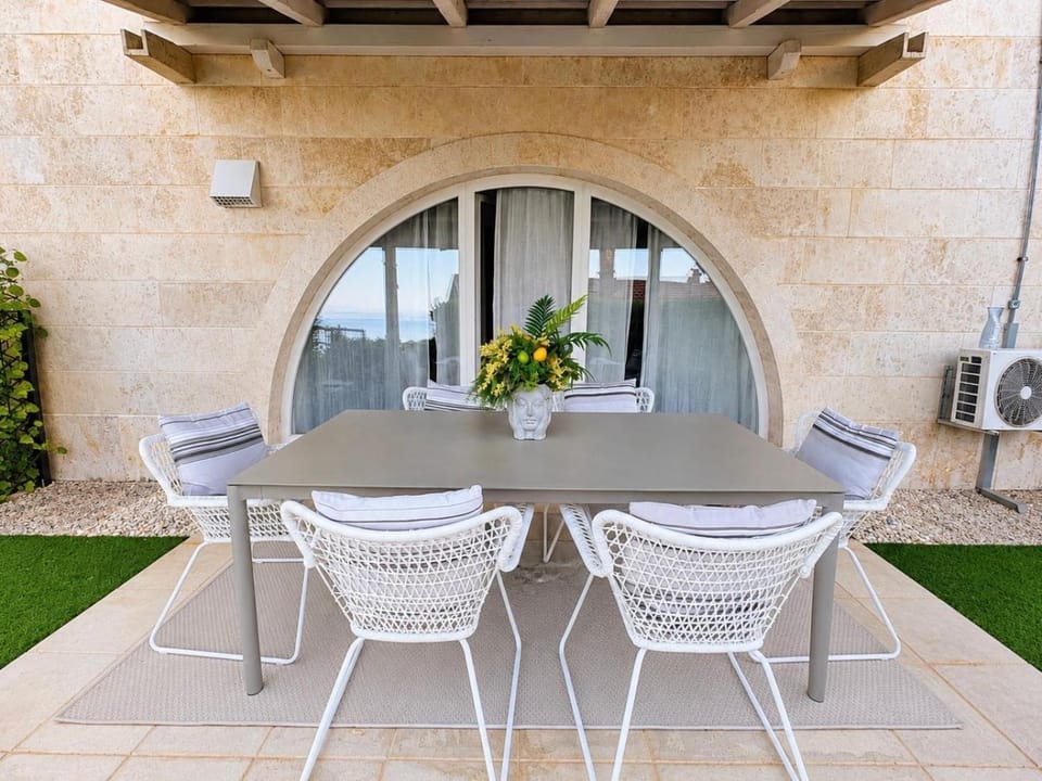 Vila Ester - apartman Lovrana Apartment in Lovran