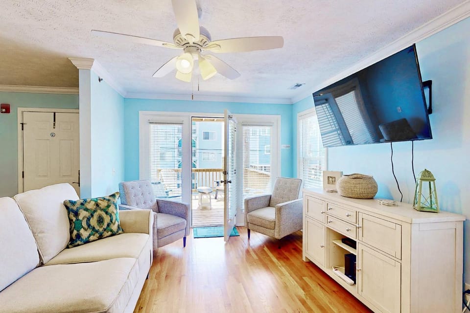 Bleu Pearl House in Carolina Beach