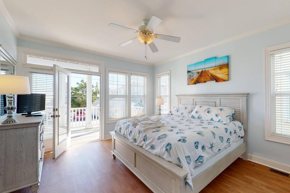 Pirate Queens House in Kure Beach
