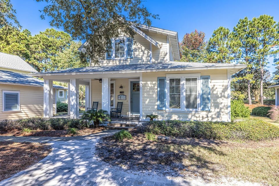 1364 Laurel Grove home House in South Walton County