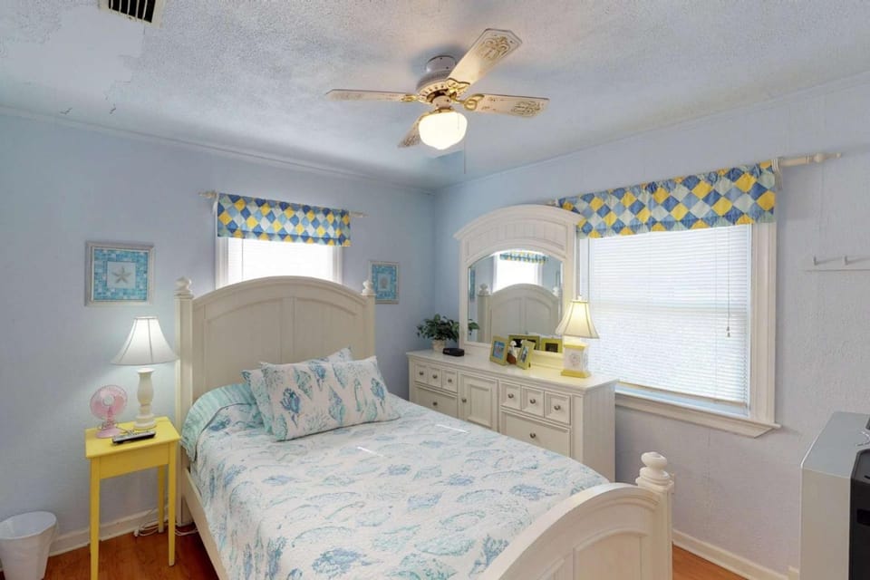 Hollis House House in Carolina Beach