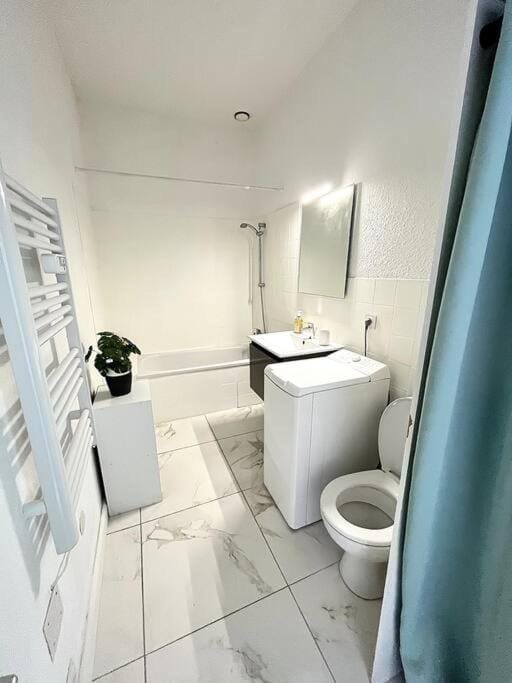 La Liberté I Central I Parking gratuit Apartment in Provence