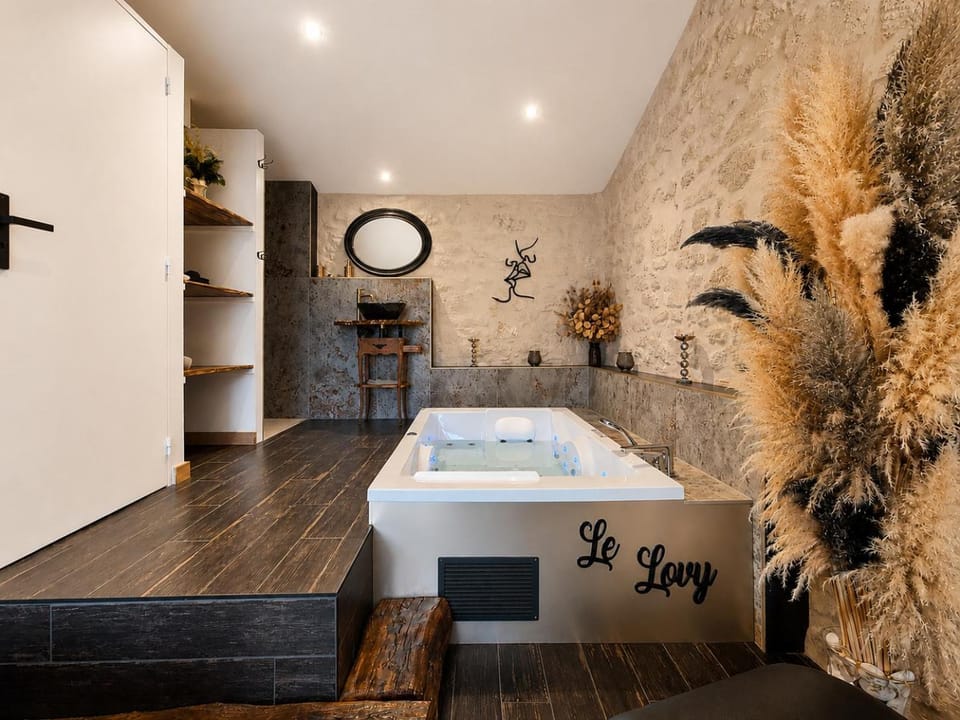 Le Lovy , Studio indépendant avec Jacuzzi Apartment in Nouvelle-Aquitaine