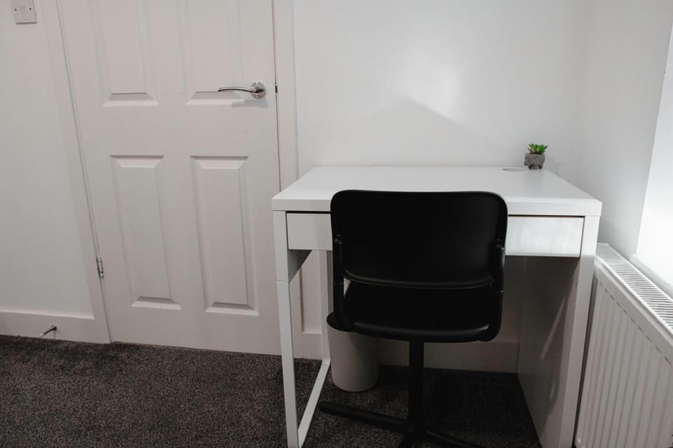 Cosy Ensuite Bedroom I 5min walk from Bramall Lane Stadium Vacation rental in Sheffield