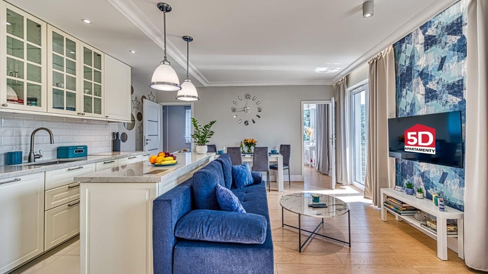 Kitchen or kitchenette, Living room, Seating area, Dining area, pet friendly, stove