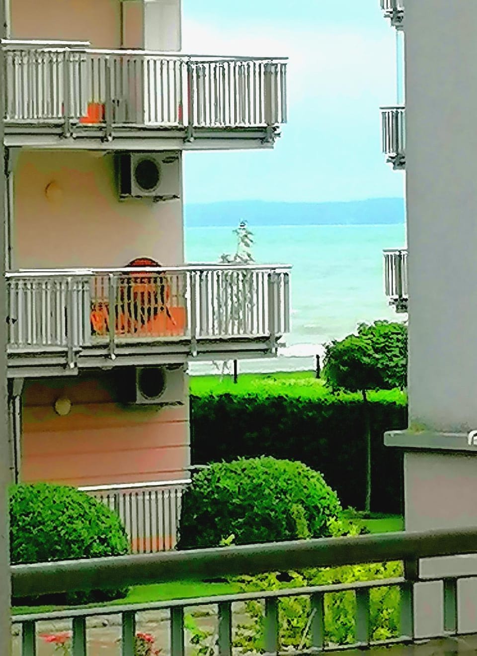 Balcony/Terrace, Garden view, Lake view