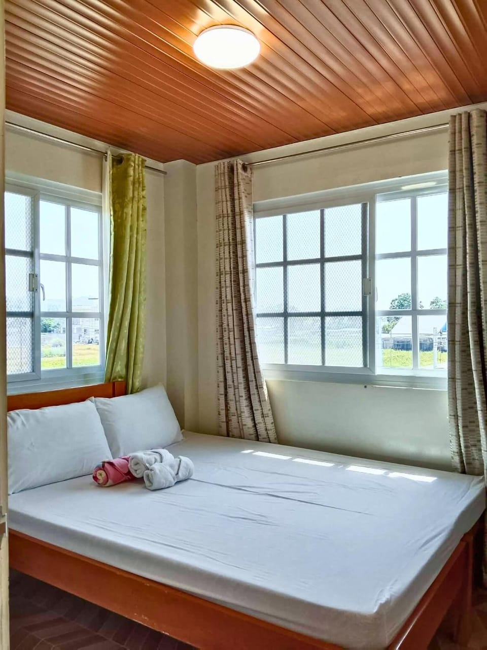 Rustic Retreat room only Vacation rental in La Union