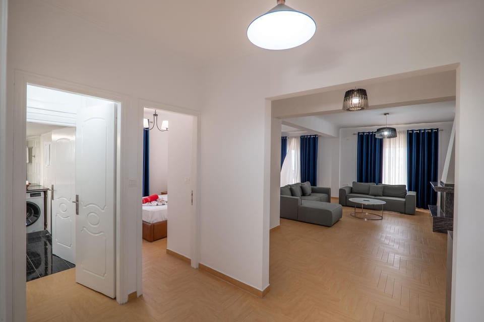 Bathroom, Living room, Bedroom