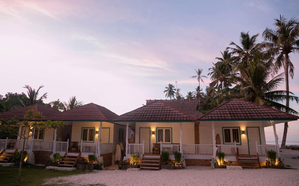 Property building, Garden view, Sea view, Sunset