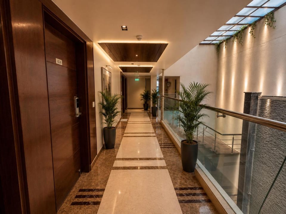 Lobby or reception, elevator