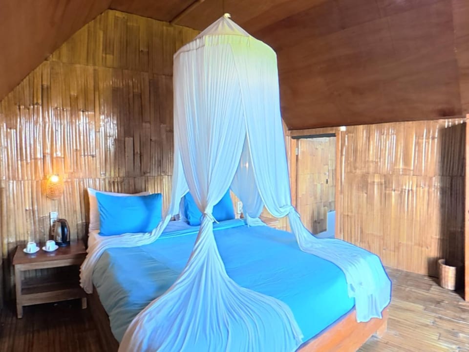 Wanagiri sunset glamping Luxury tent in Buleleng