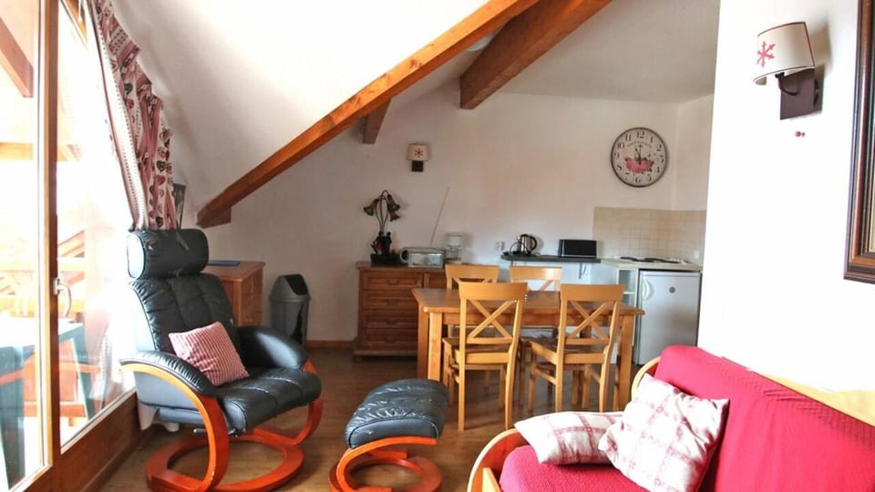 Résidence Parc Aux Etoiles - A204PAE - APPARTEMENT 1 CHAMBRE, BALCON MAE-2324 Apartment in Provence-Alpes-Côte d'Azur