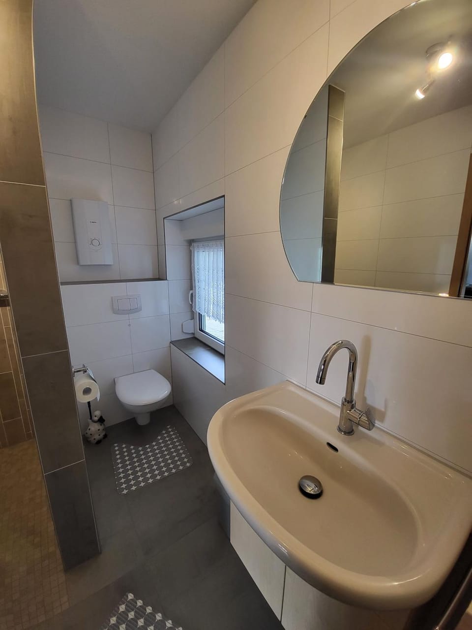 Toilet, Bathroom