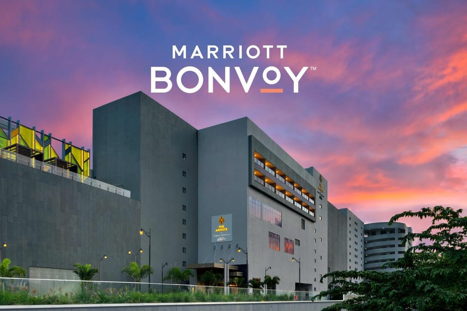 Property building, Restaurant/places to eat, Facade/entrance, Day, Text overlay, Swimming pool, Breakfast