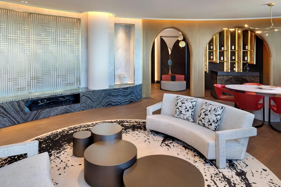 Living room, Seating area