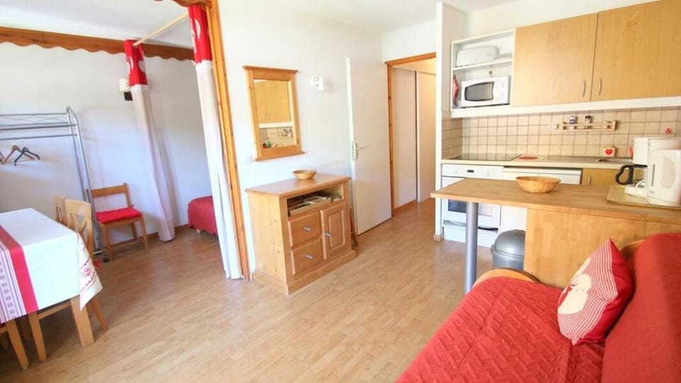 Résidence Parc Aux Etoiles - C307PAE - APPARTEMENT 2 CHAMBRES AVEC BALCON MAE-8724 Apartment in Provence-Alpes-Côte d'Azur