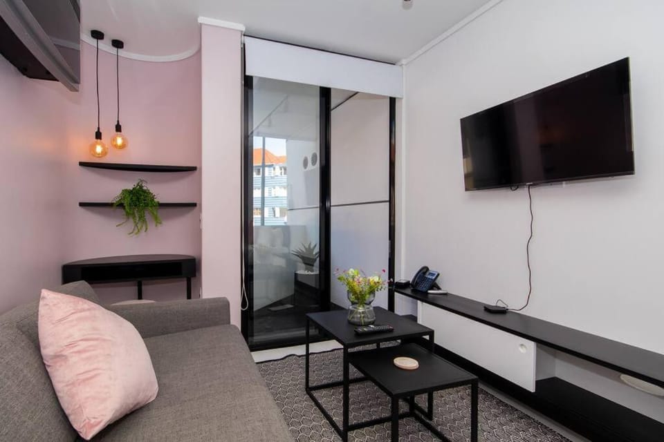 107 The Flamingo, Sea Point Apartment in Sea Point
