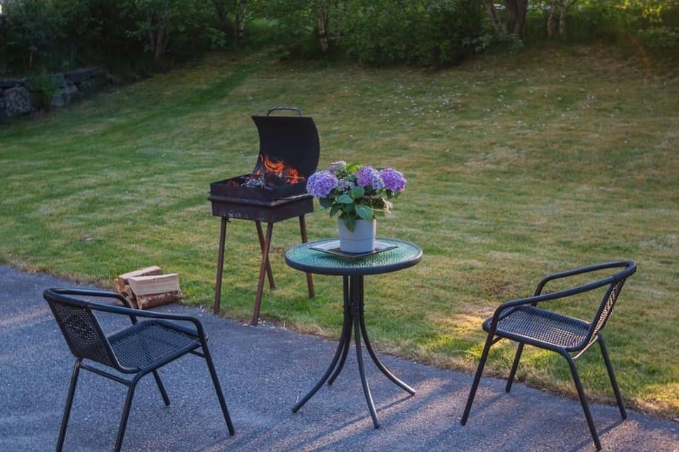 Garden, Dining area, Garden view