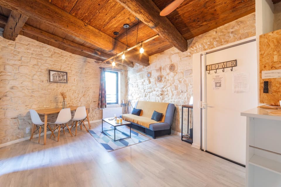 View (from property/room), Living room, Dining area