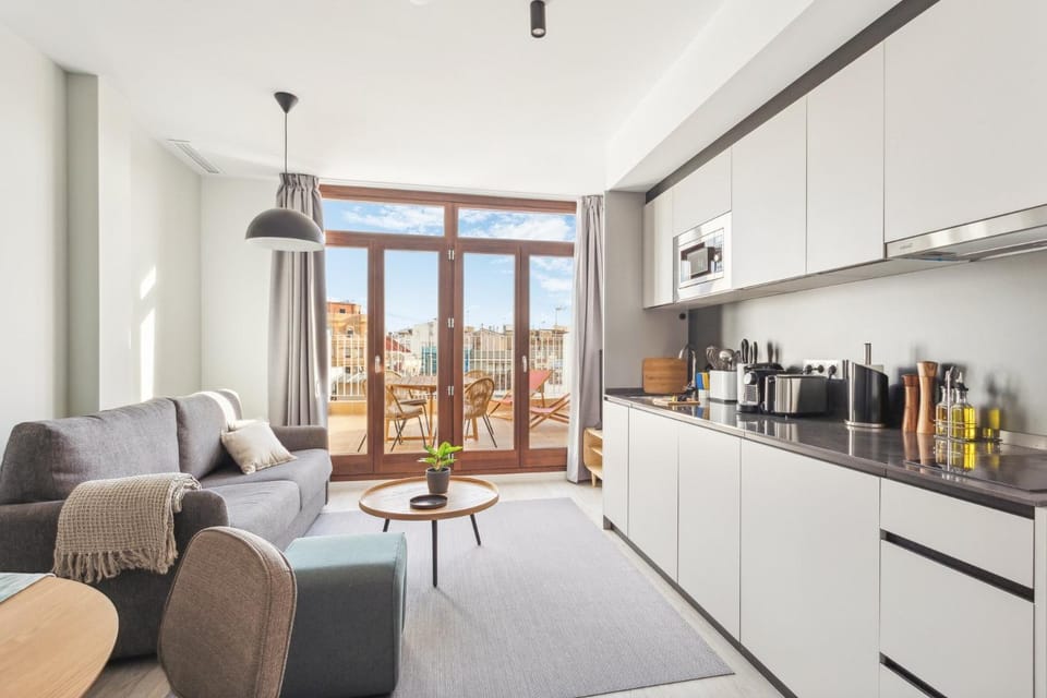 Coffee/tea facilities, Balcony/Terrace, Kitchen or kitchenette, Seating area