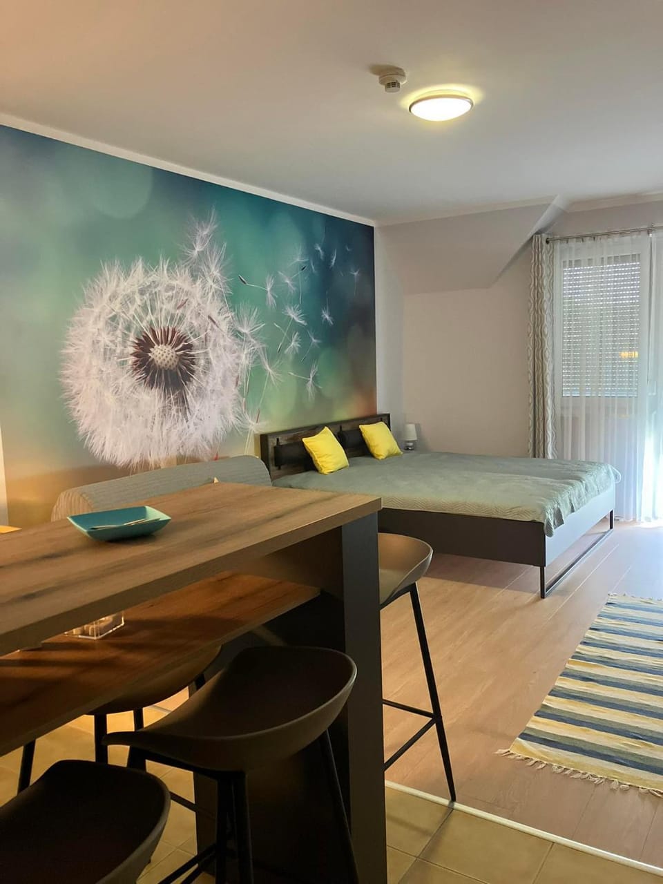 Photo of the whole room