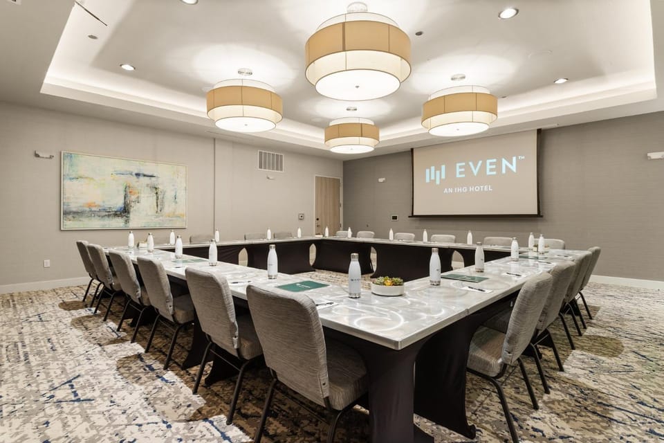 Meeting/conference room