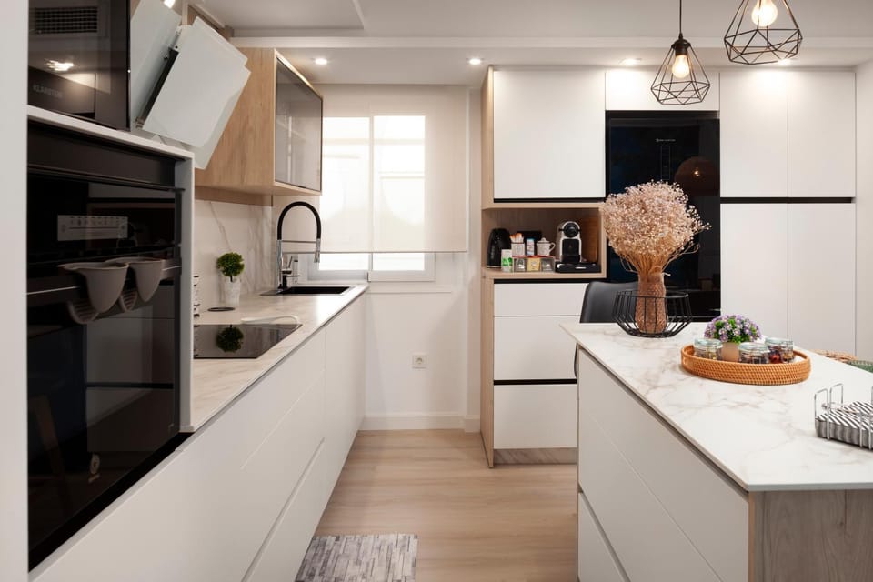 Kitchen or kitchenette, Living room