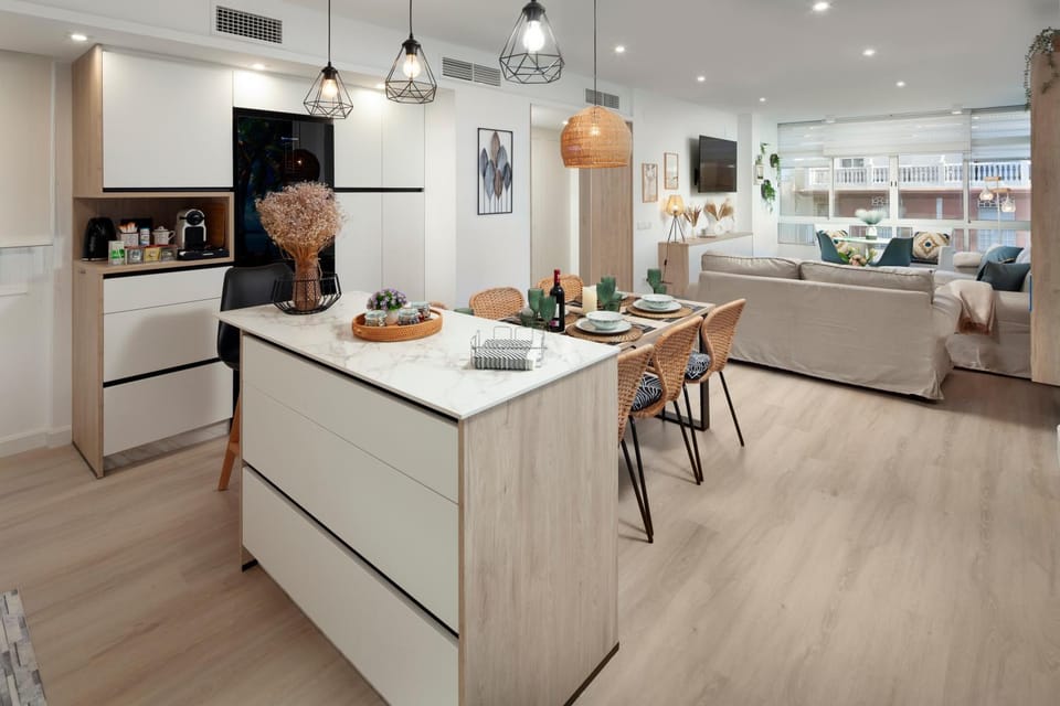 Property building, Kitchen or kitchenette, Living room
