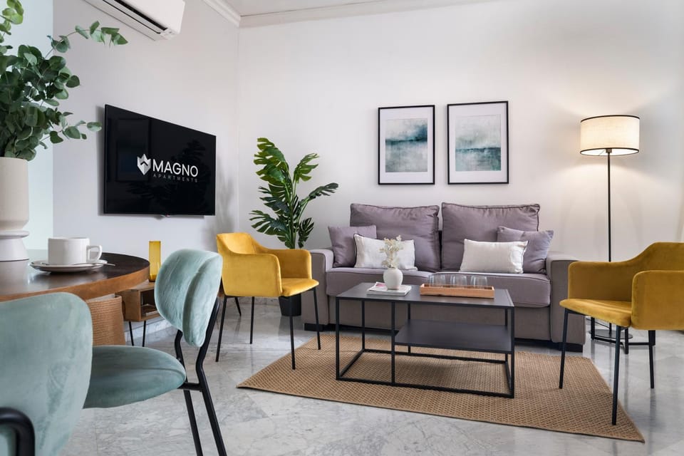 TV and multimedia, Living room, Seating area