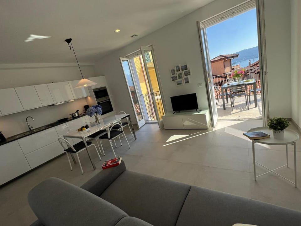 Lago Azzurro Apartment in Verbania